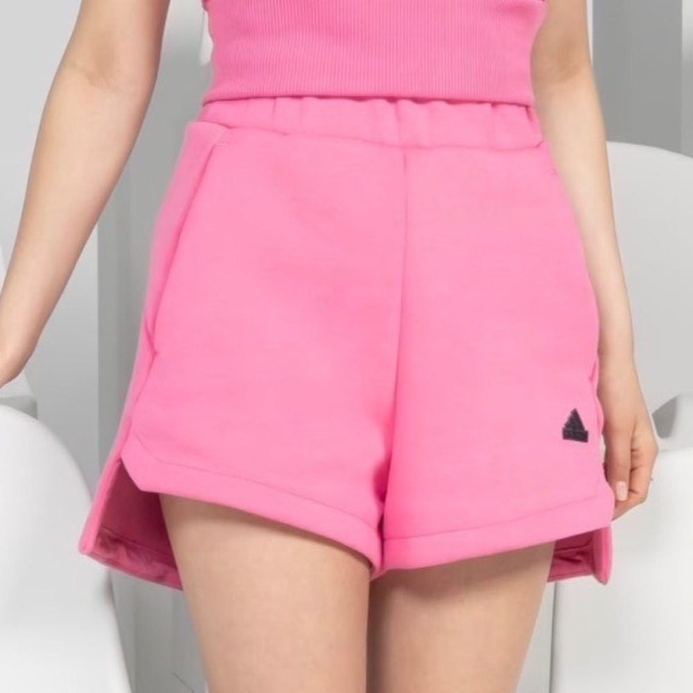 Adidas Z.N.E. Sweat Shorts Bubblegum Pink HR Scuba Size L Athleisure Streetwear